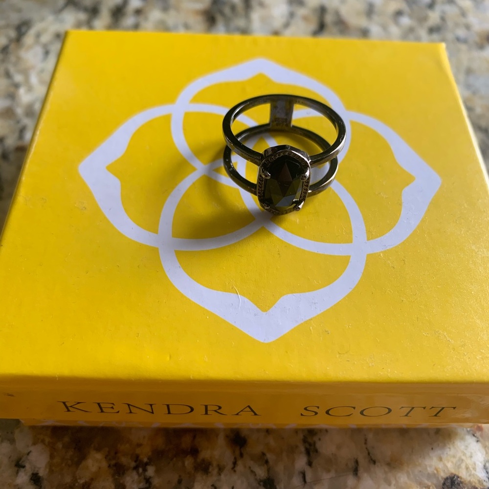 Kendra Scott Ring